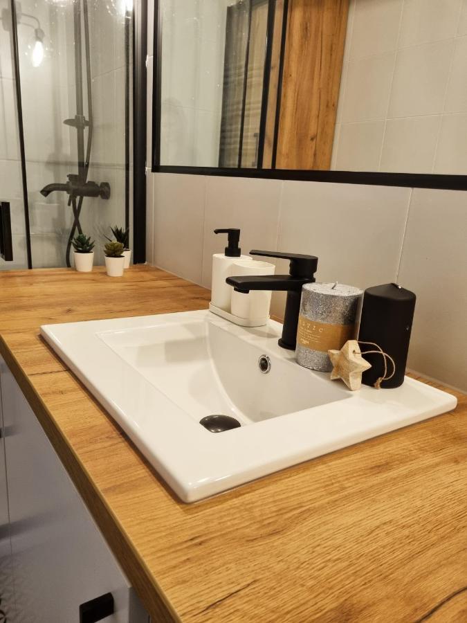 الشقق الفندقية وودجفي  Apartamenty Tuwima المظهر الخارجي الصورة
